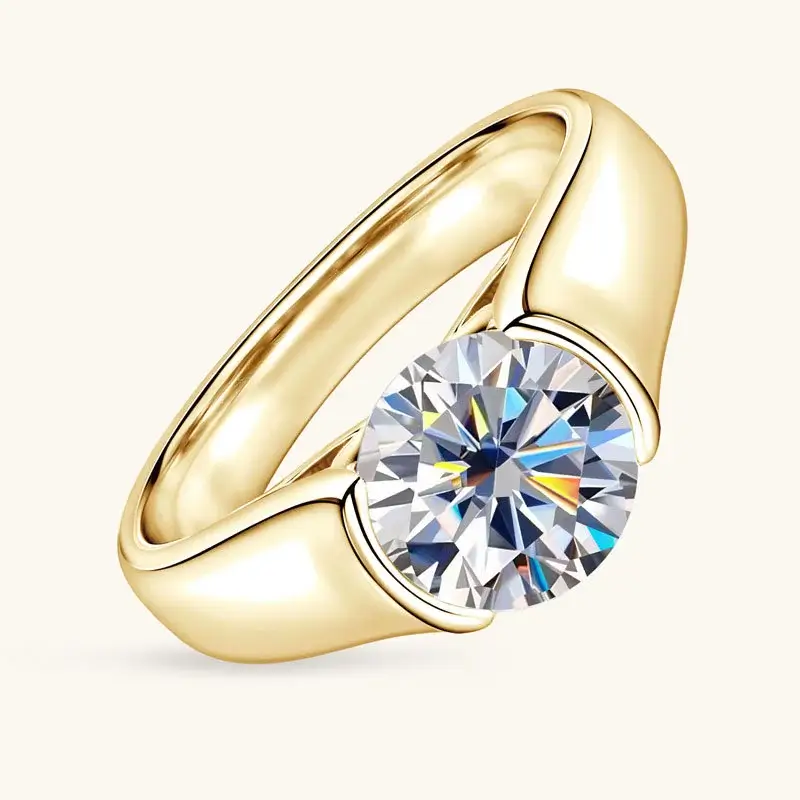 Gold Moissanite-Ring